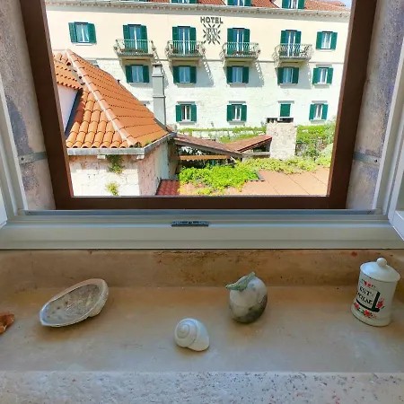 Novak Bonaparte - Hvar Center *